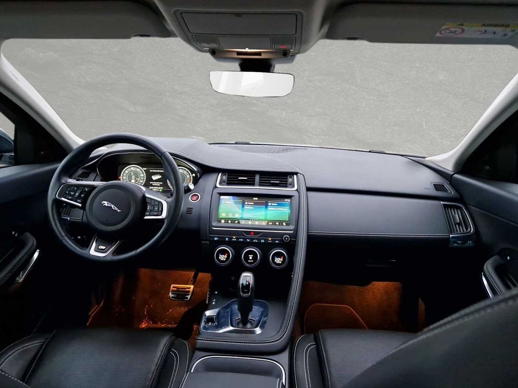 Jaguar E-Pace 2018
