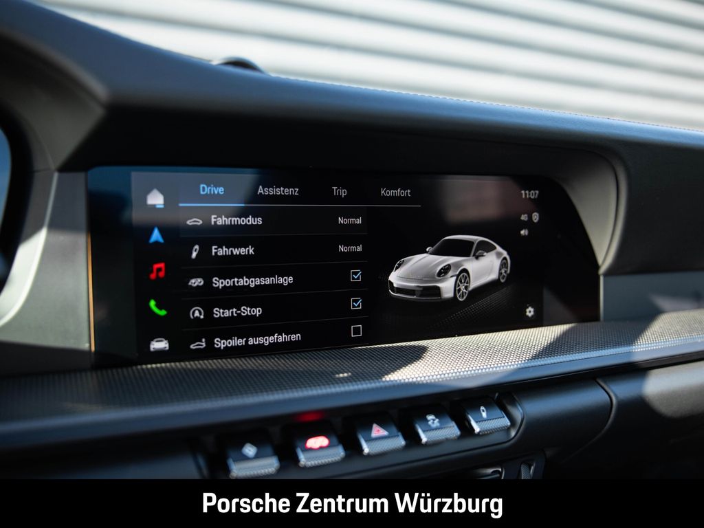 Porsche 992 2025