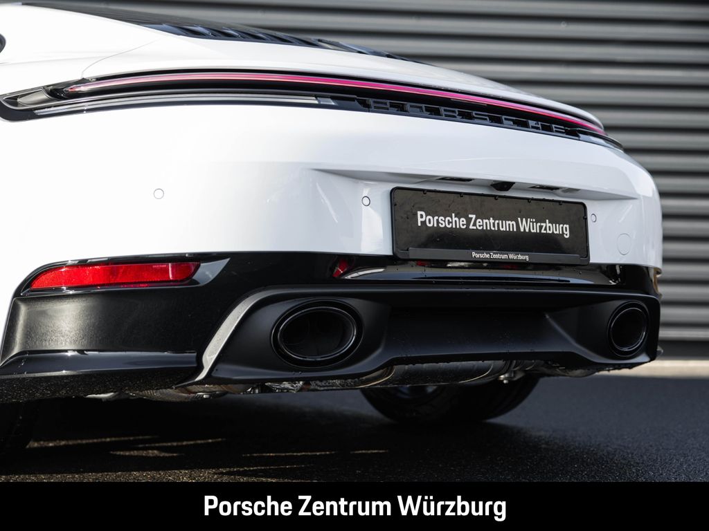 Porsche 992 2025