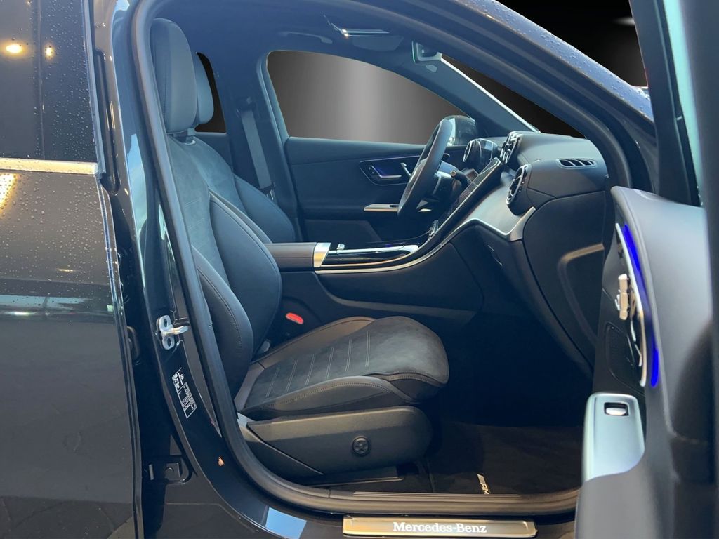 Mercedes-Benz GLC 300 2023