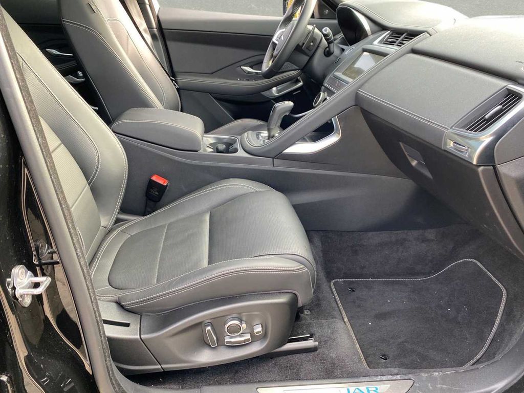 Jaguar E-Pace 2019