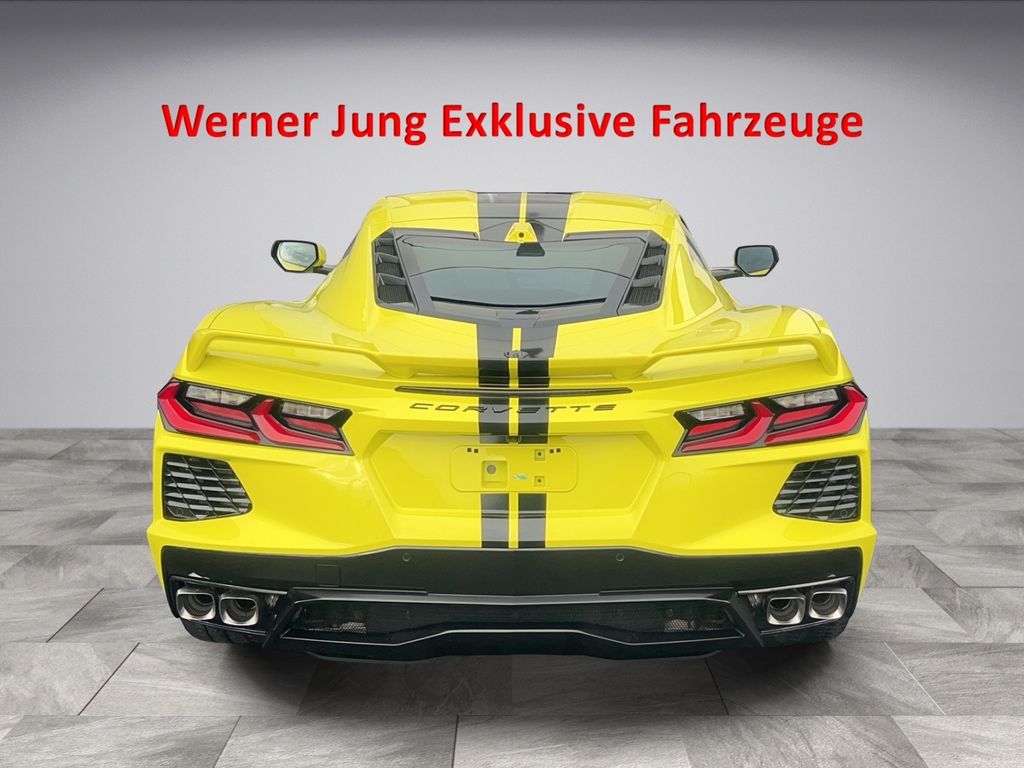 Corvette C8