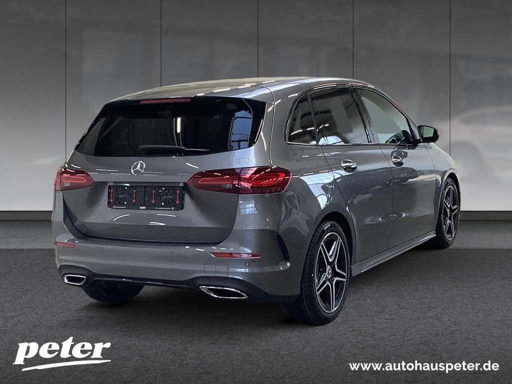 Mercedes-Benz B 220 2025