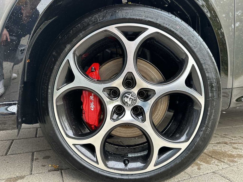 Alfa Romeo Tonale 2025