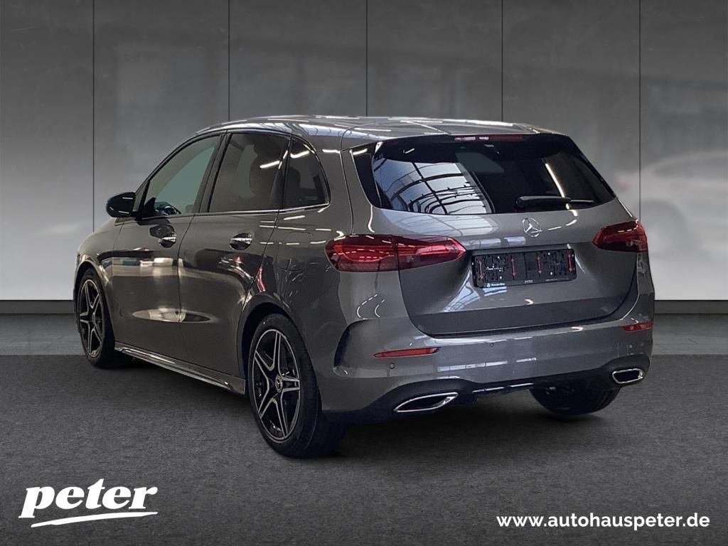 Mercedes-Benz B 220 2025