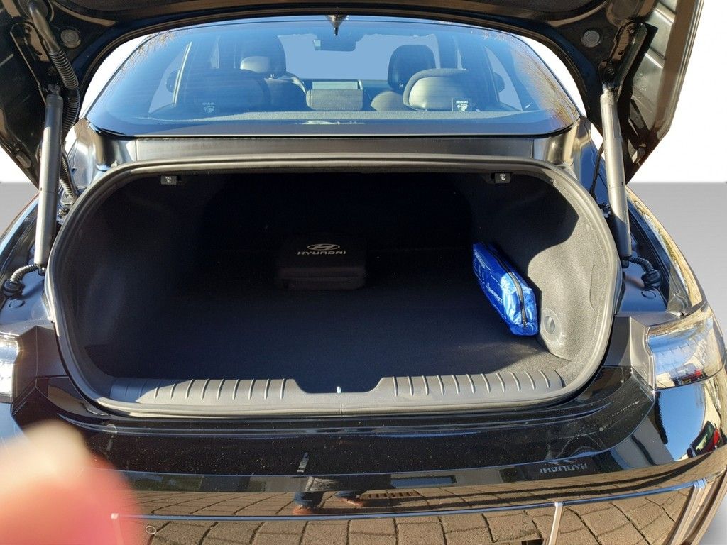 Hyundai IONIQ 6 2024