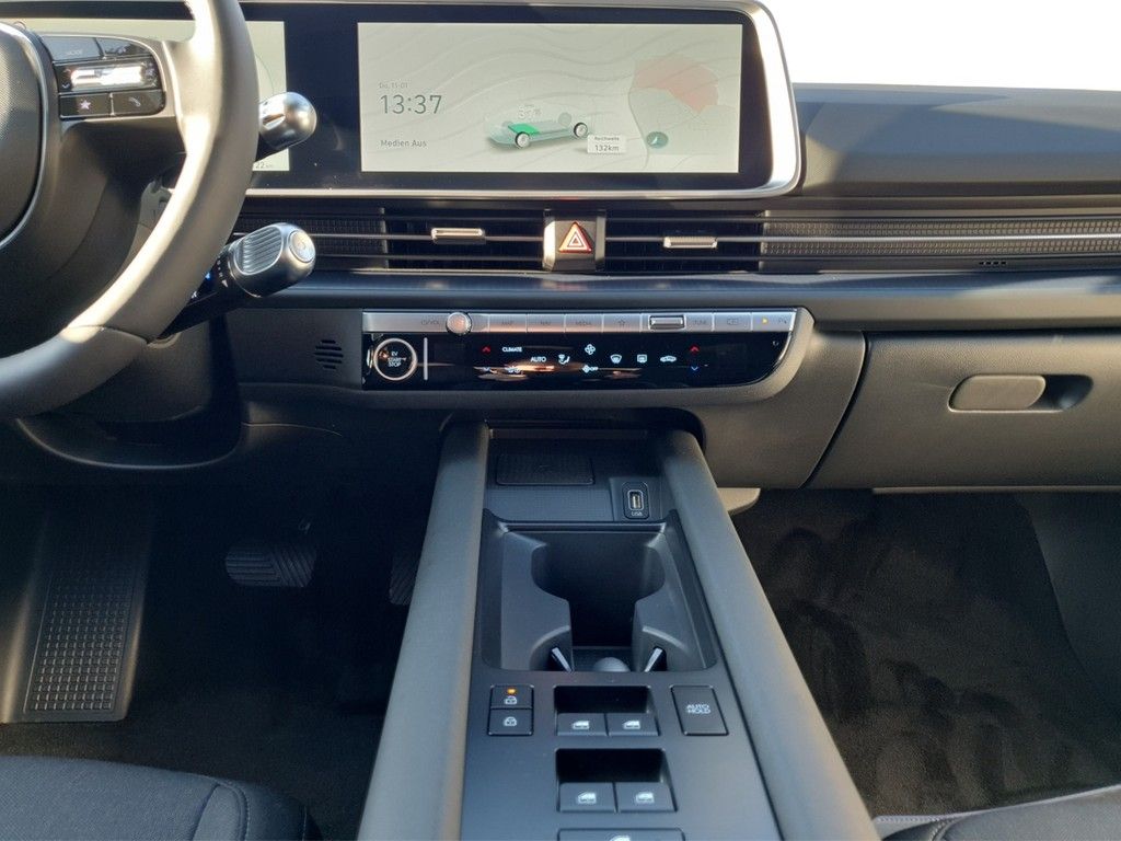 Hyundai IONIQ 6 2024