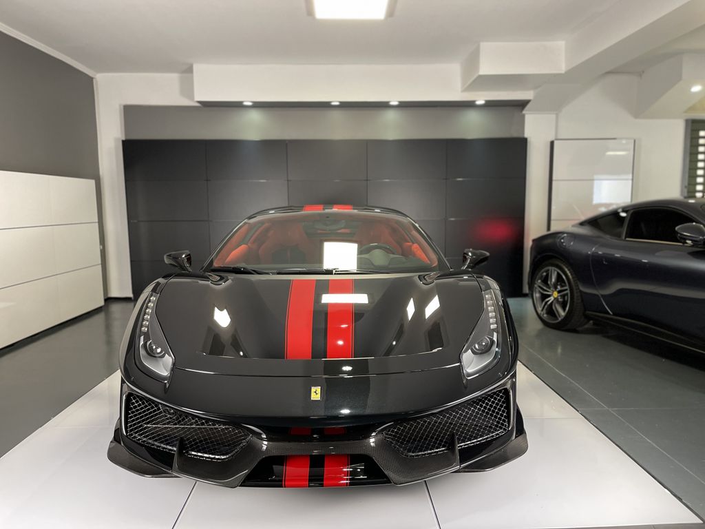 Ferrari 488 Pista 2019