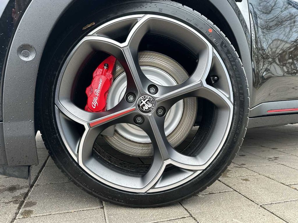 Alfa Romeo Junior 2025