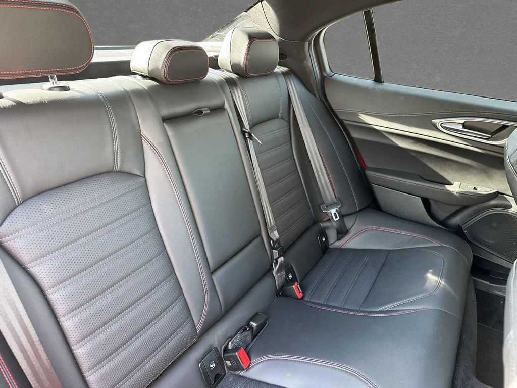 Alfa Romeo Giulia 2023