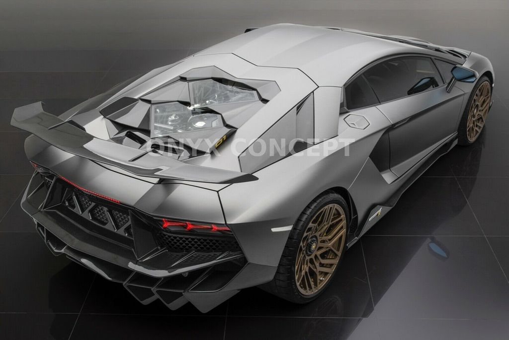 Lamborghini Aventador 2019