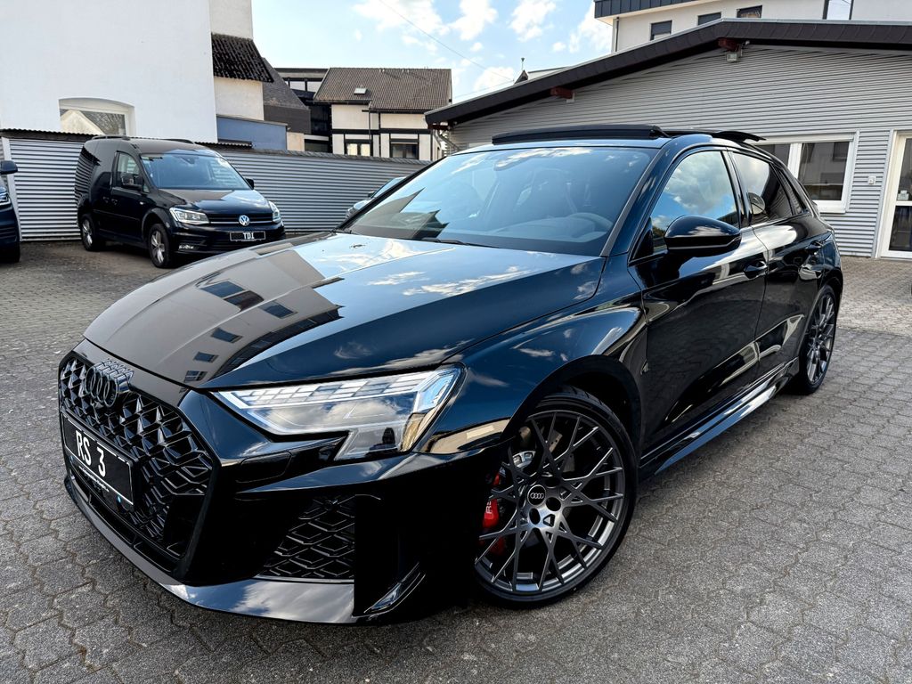 Audi RS3 2025