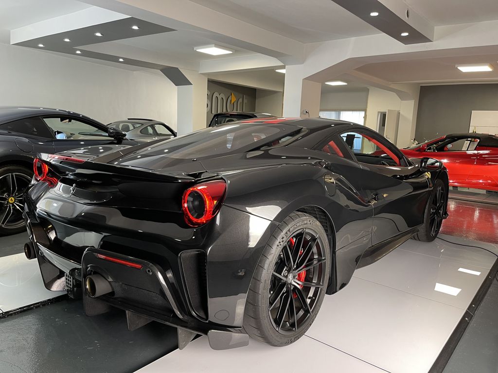 Ferrari 488 Pista 2019