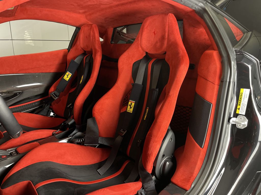 Ferrari 488 Pista 2019