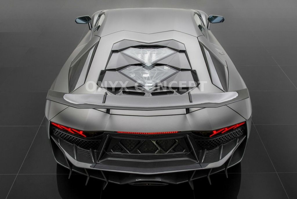 Lamborghini Aventador 2019