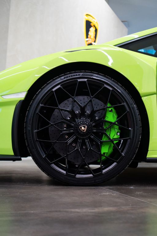 Lamborghini Huracán 2024