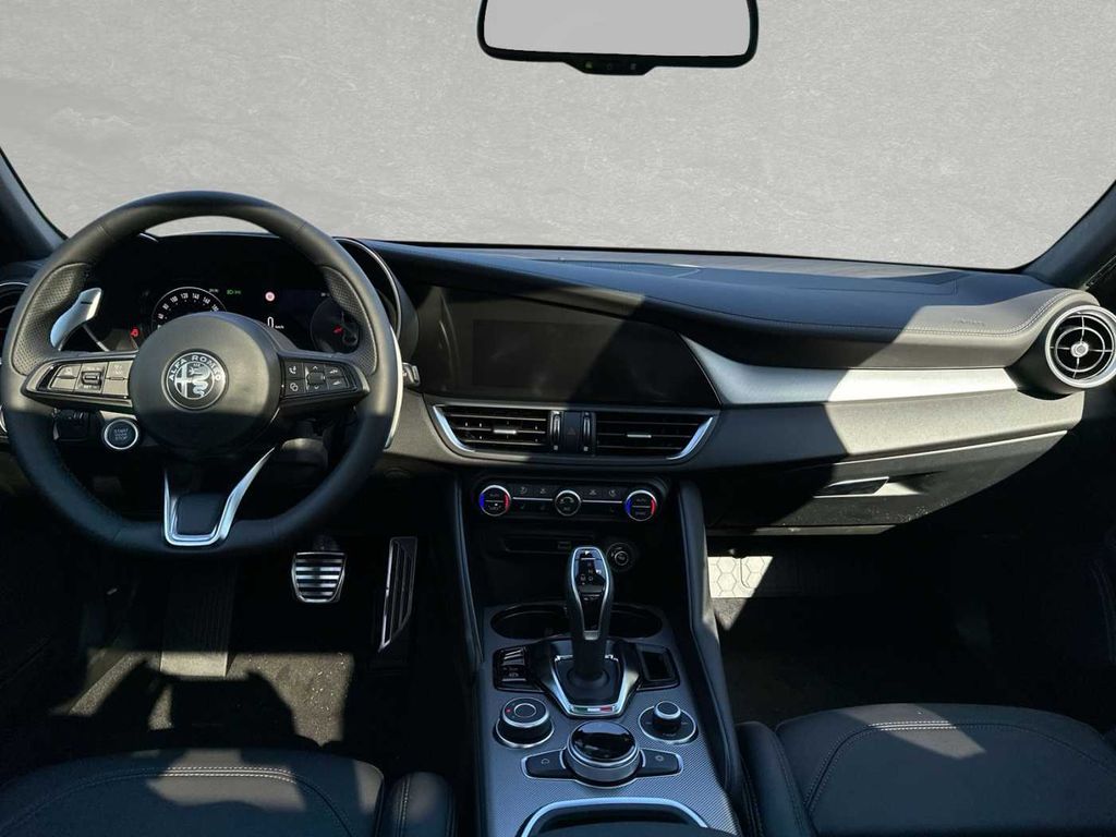 Alfa Romeo Giulia 2024