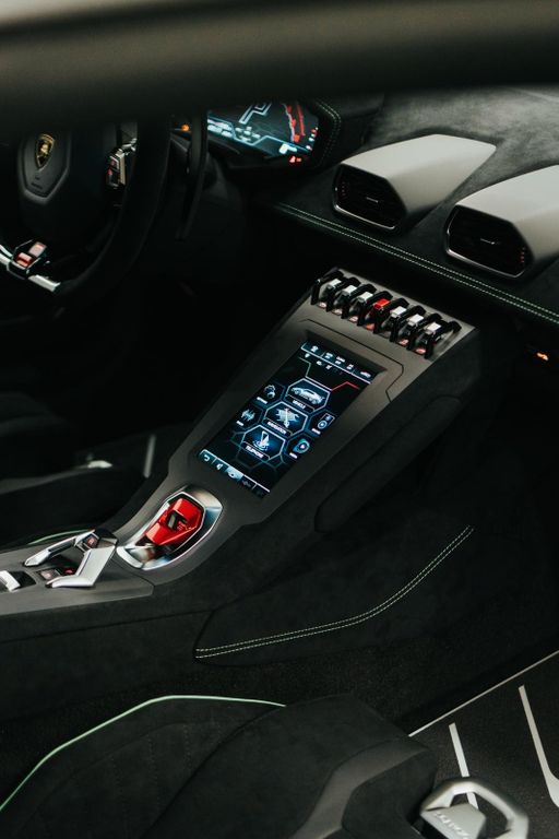 Lamborghini Huracán 2024