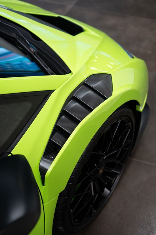 Lamborghini Huracán 2024