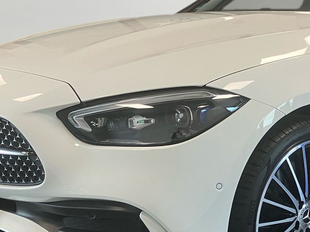 Mercedes-Benz C 220 2025