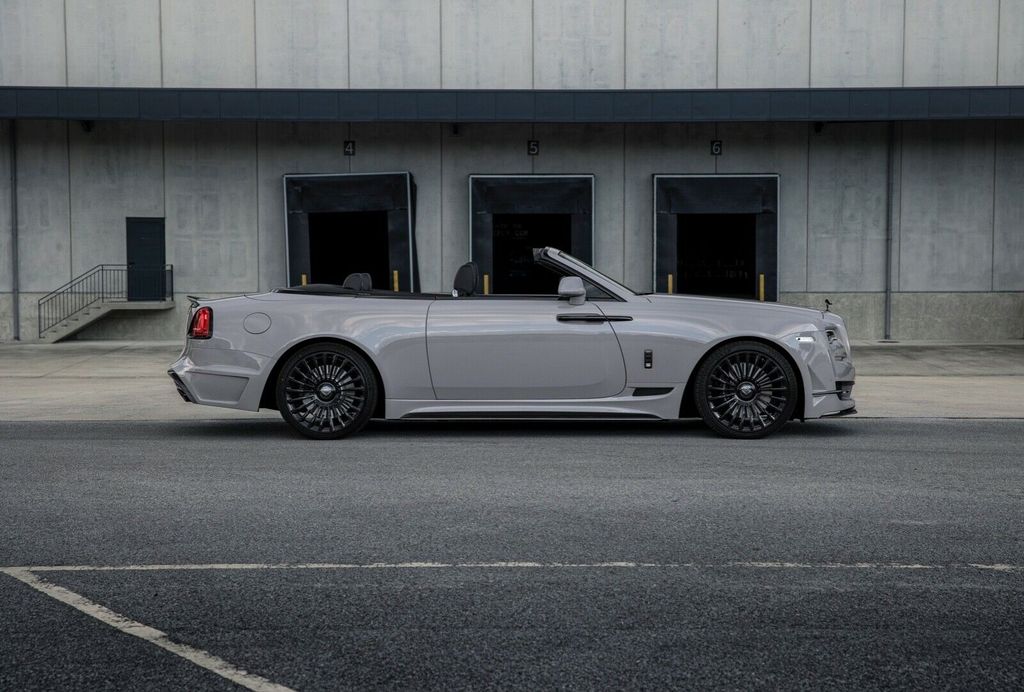 Rolls-Royce Dawn 2022