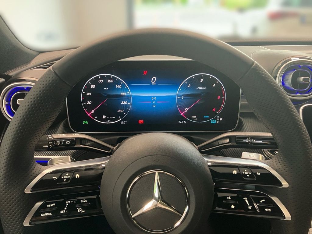 Mercedes-Benz C 220 2025