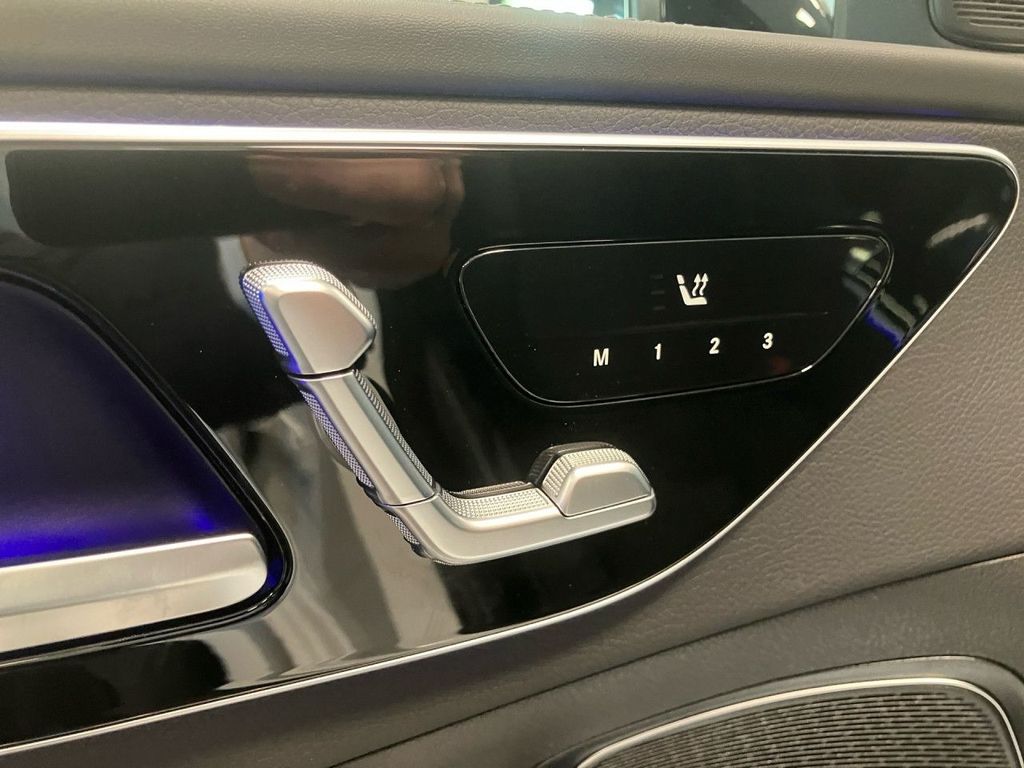 Mercedes-Benz C 220 2025