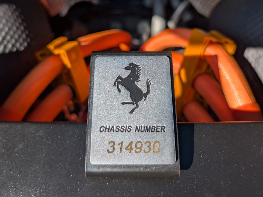 Ferrari 296 GTS 2025