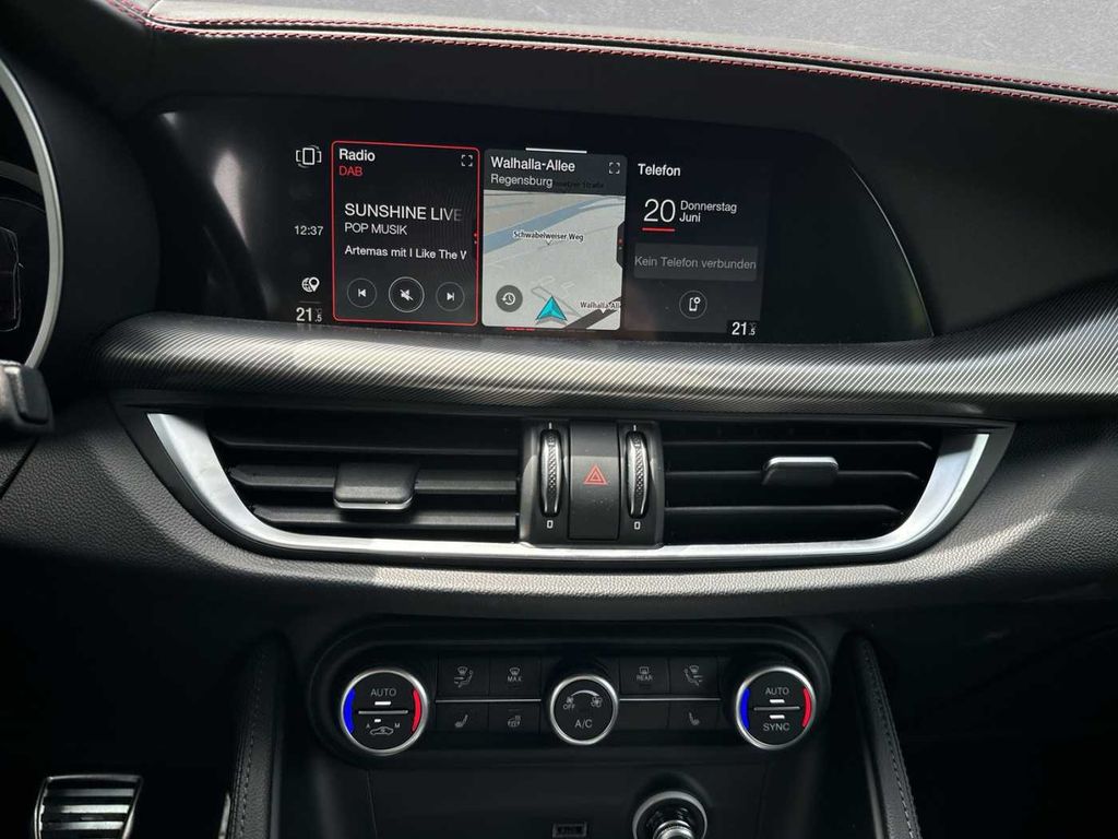 Alfa Romeo Stelvio 2023