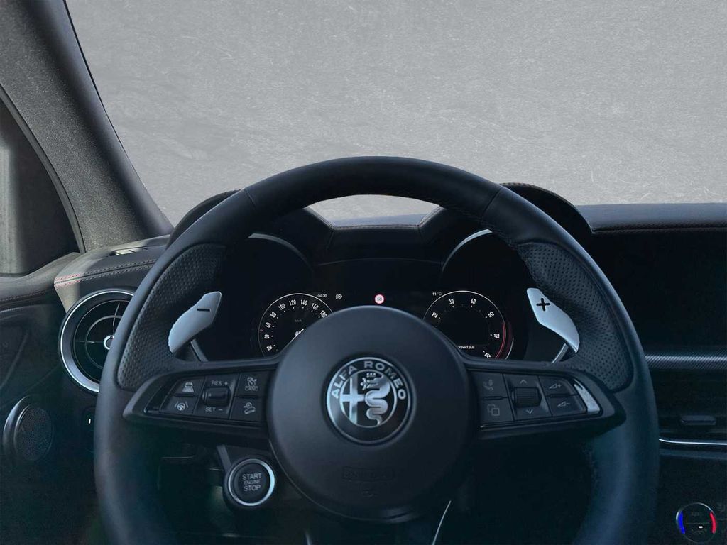 Alfa Romeo Stelvio 2025