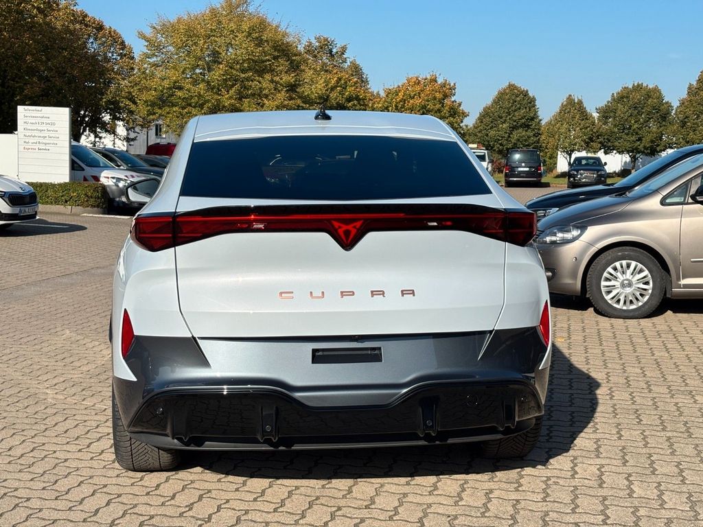 Cupra Tavascan 2024
