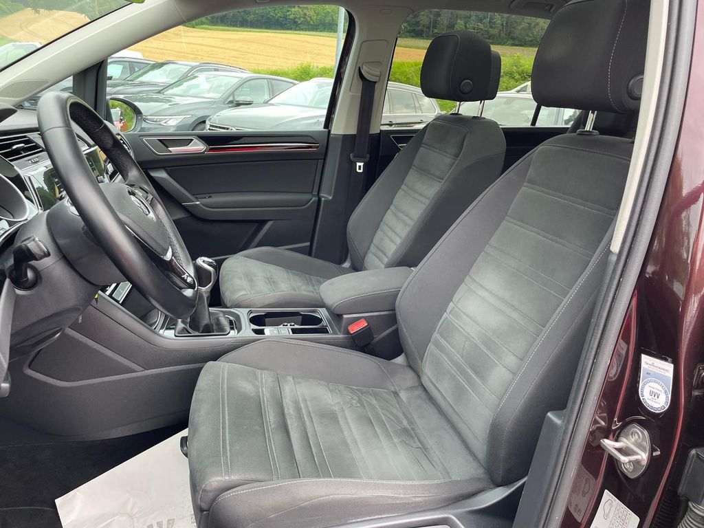 Volkswagen Touran 2019