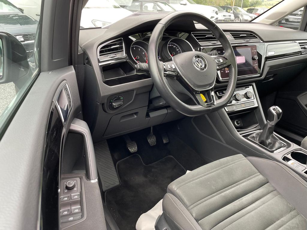 Volkswagen Touran 2019