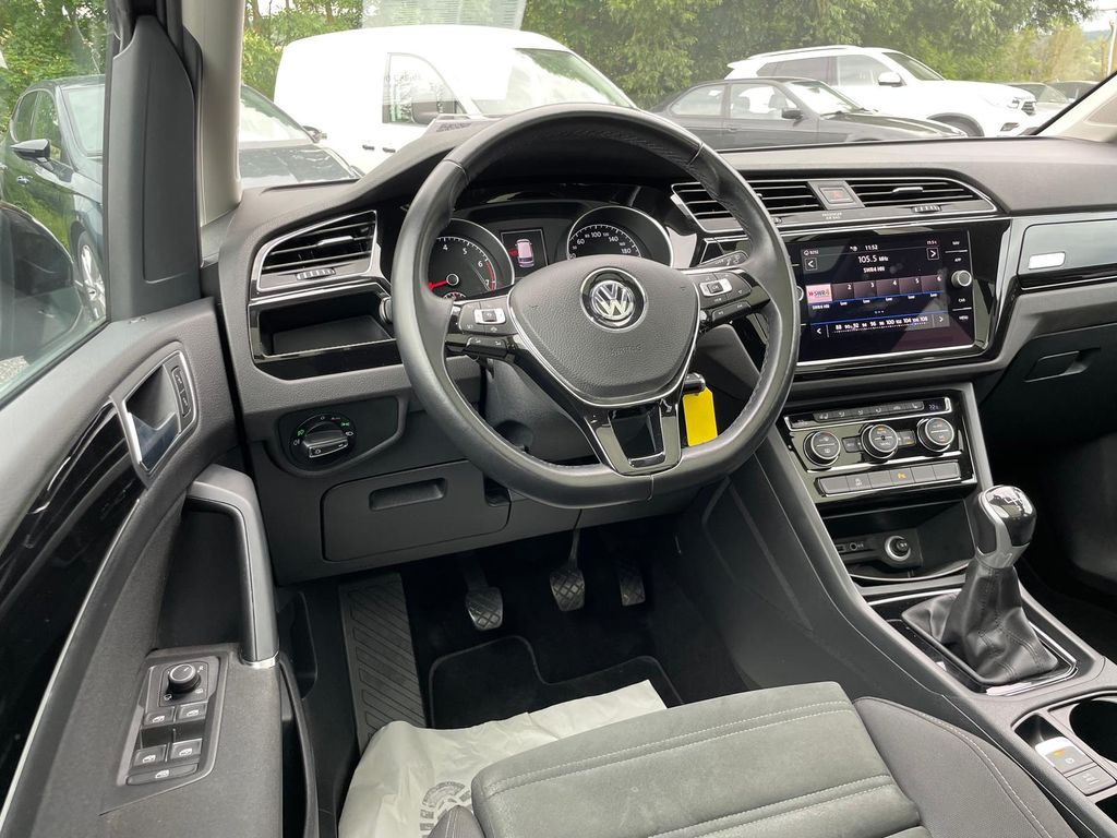 Volkswagen Touran 2019