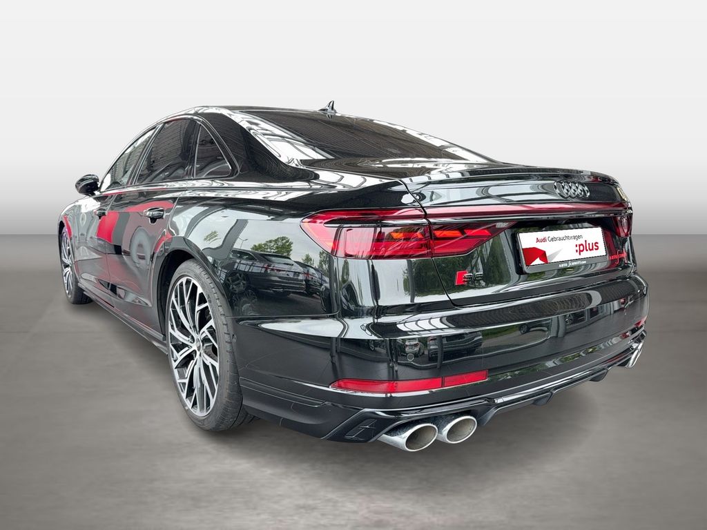 Audi S8 2023