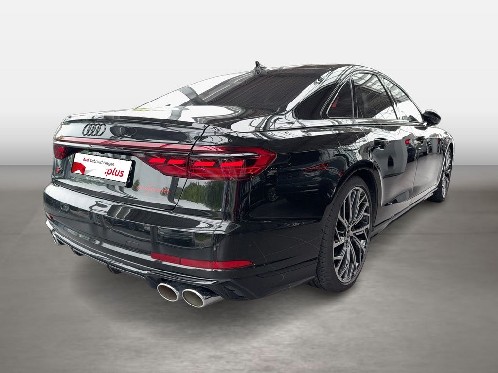 Audi S8 2023