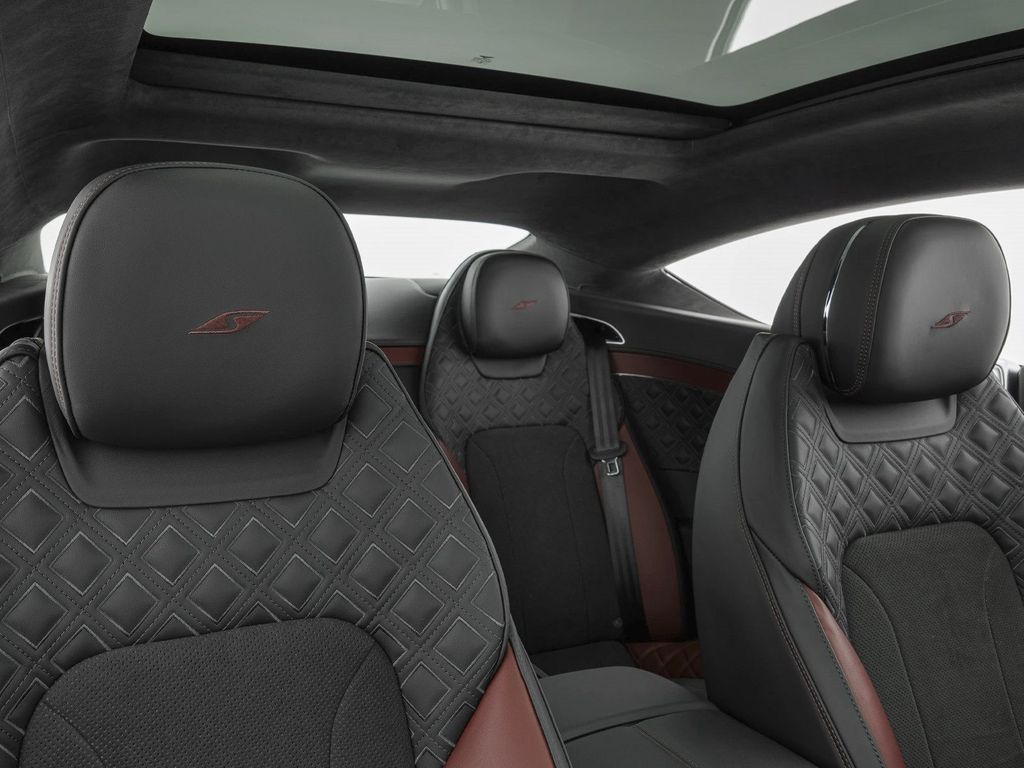 Bentley Continental GT 2024