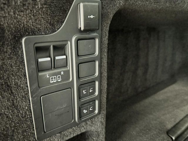 Land Rover Discovery 2022