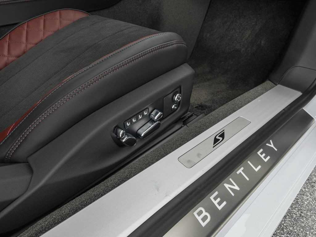 Bentley Continental GT 2024