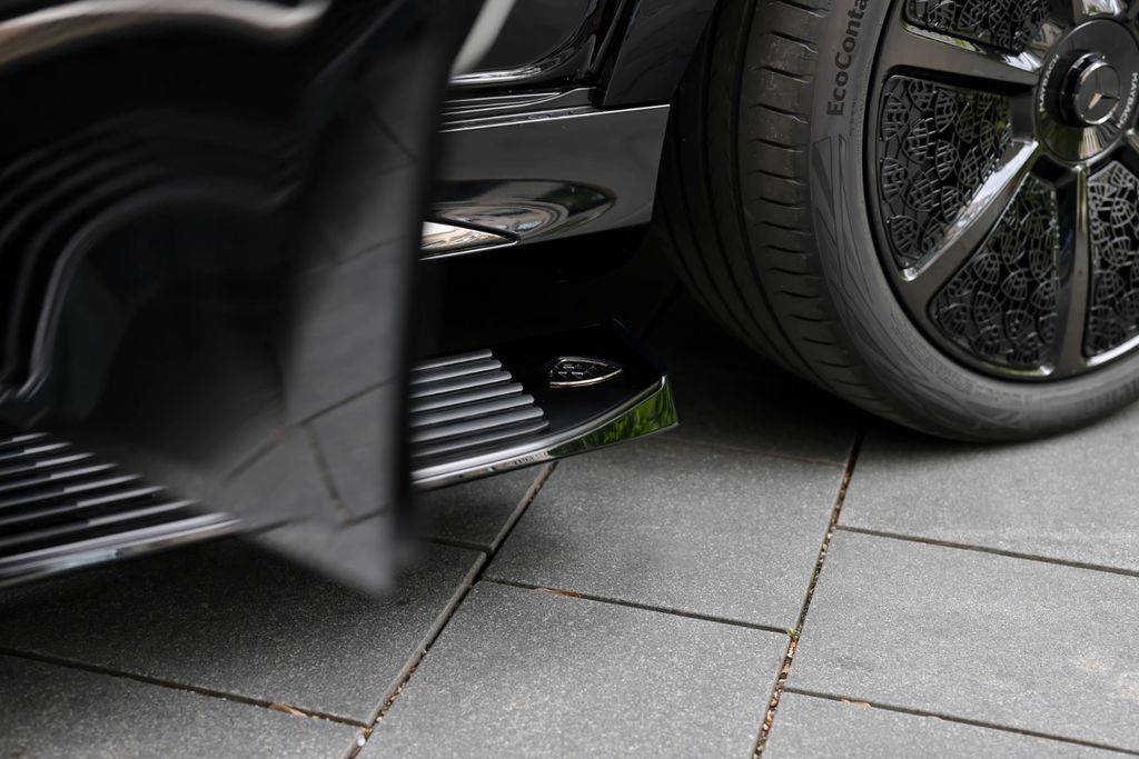 Mercedes-Benz GLS 600