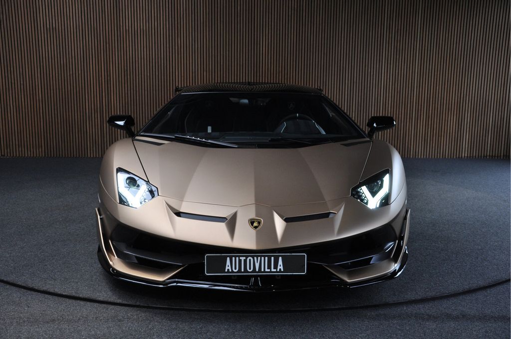 Lamborghini Aventador 2021