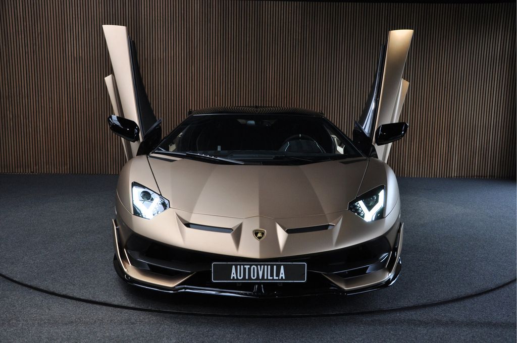 Lamborghini Aventador 2021