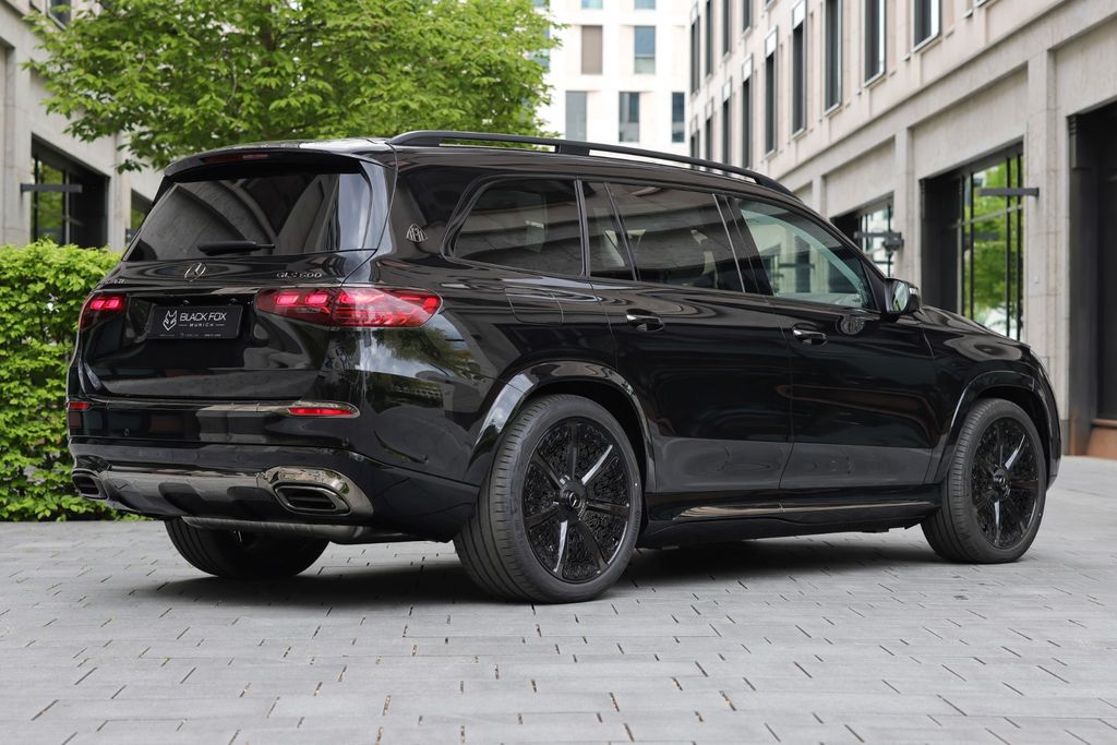 Mercedes-Benz GLS 600