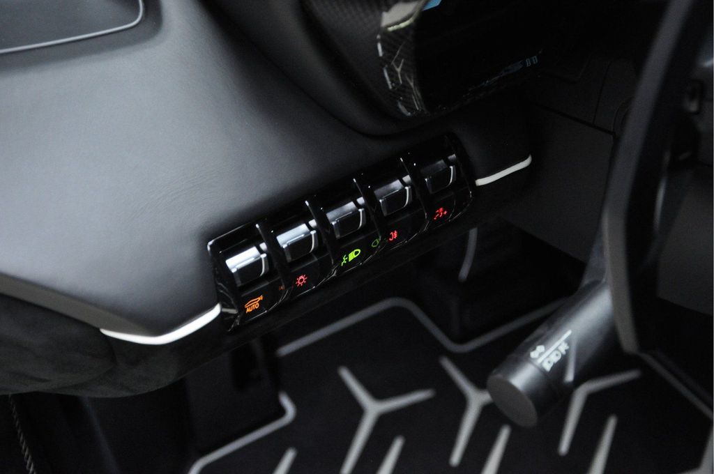 Lamborghini Aventador 2021