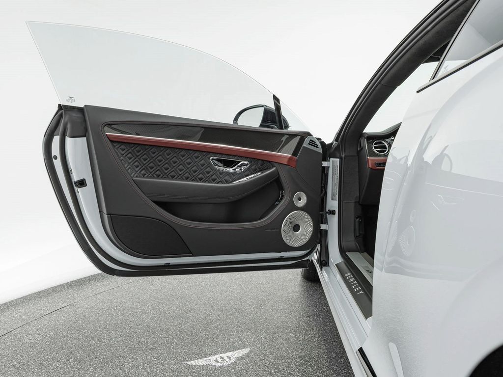 Bentley Continental GT 2024