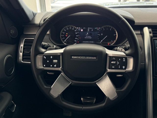 Land Rover Discovery 2022