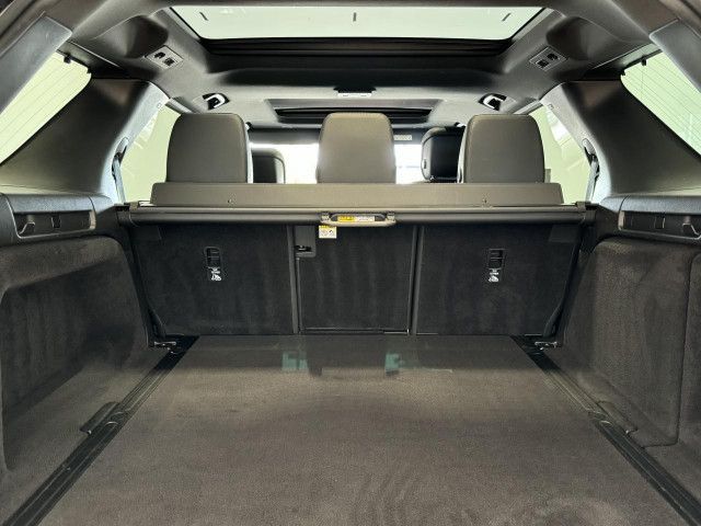 Land Rover Discovery 2022