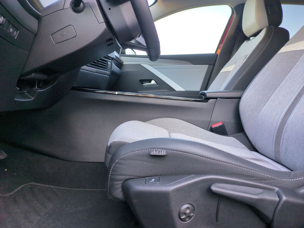 Opel Astra 2023