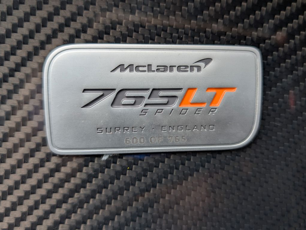 McLaren 765LT 2021
