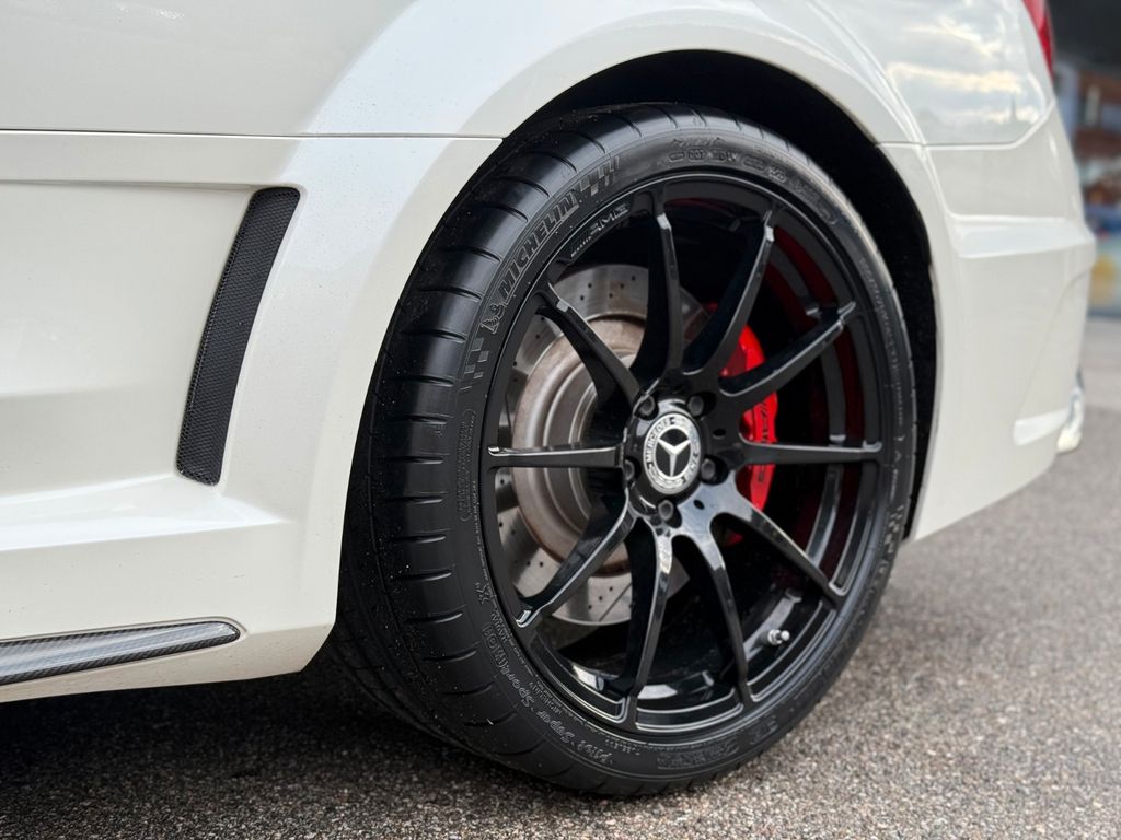 Mercedes-Benz C 63 AMG 2012